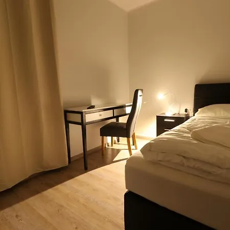 בית הארחה Schiller *