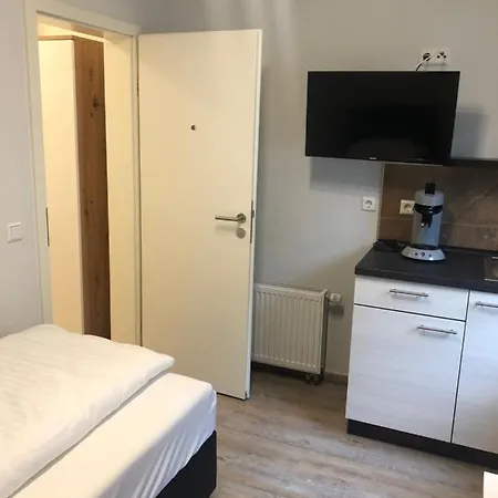 Schiller * בילפלד