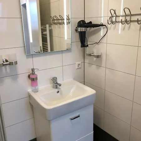 Schiller Guest house *