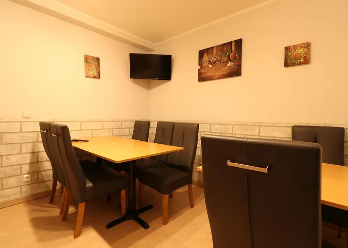 Schiller Πανσιόν