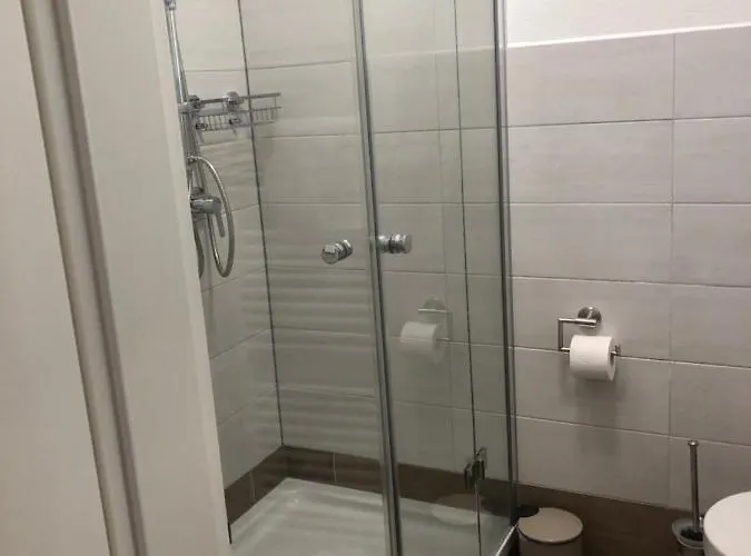 Schiller Πανσιόν *