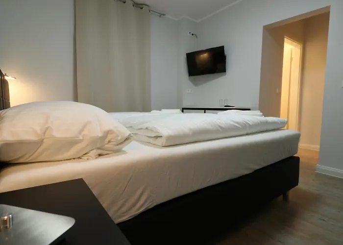 Schiller * بيليفيلد